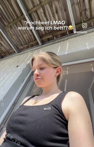 Saniskates nude photo 99