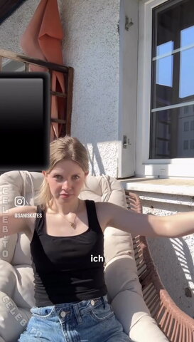 Saniskates nude photo 101