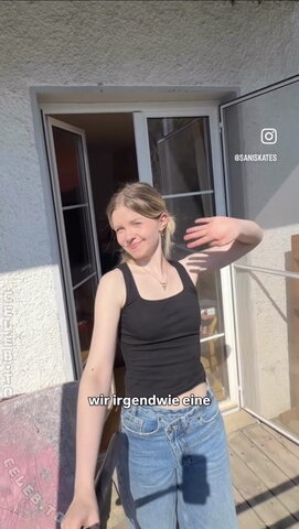 Saniskates nude photo 102