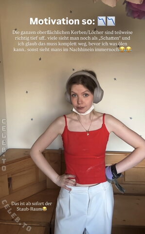 Saniskates nude photo 113