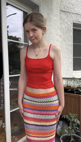 Saniskates nude photo 5