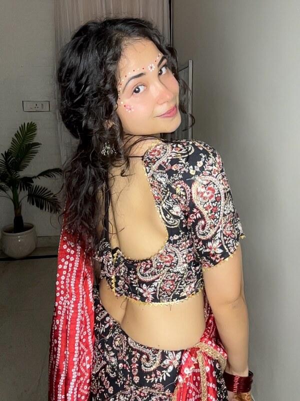 Santoor Mom Rachna nude photo 2
