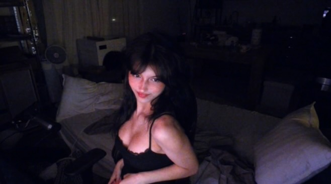 Sanymaaa nude photo 4