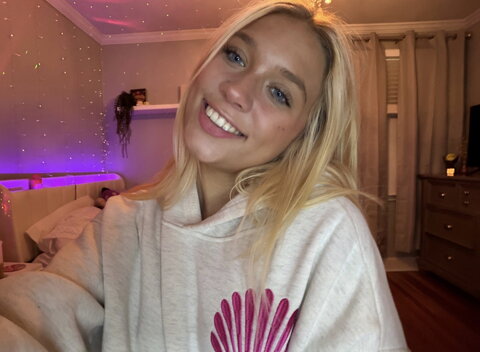 Sara Katherine nude