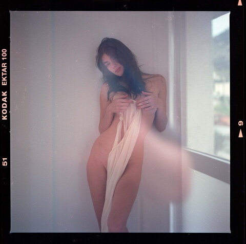 Sara Moratilla nude photo 5