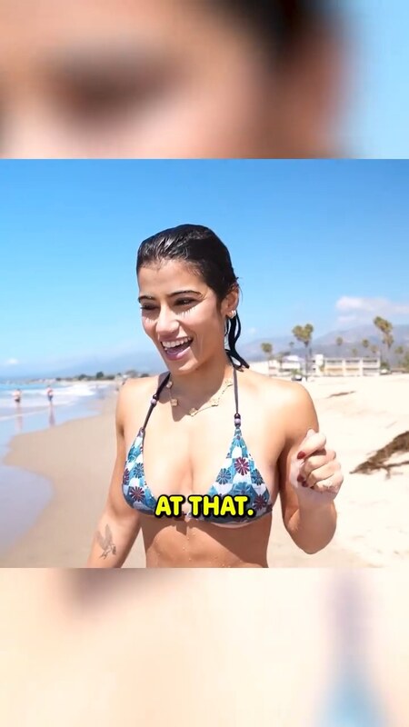 Sara Saffari nude photo 6