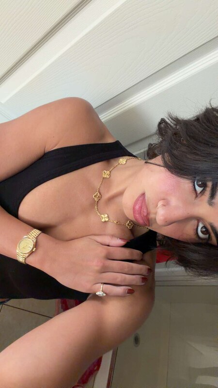 Sara Saffari nude photo 1
