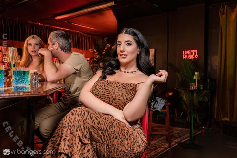 Sarah Arabic nude photo 17