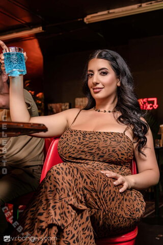 Sarah Arabic nude photo 12