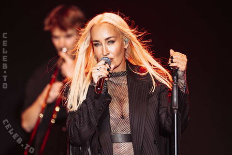 Sarah Connor nude photo 27