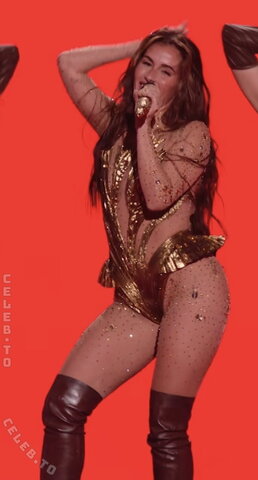 Sarah Engels nude photo 1