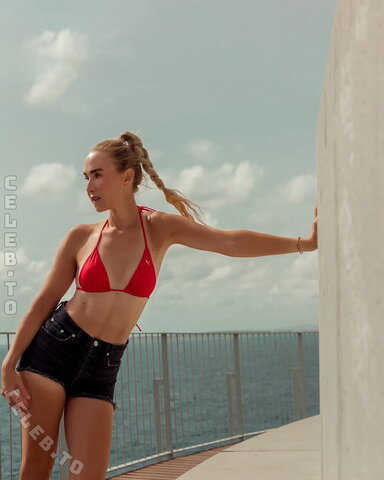 Sarah Gronert nude photo 20