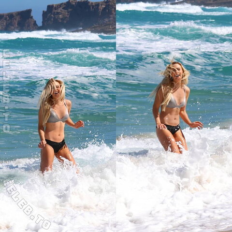 Sarah Gronert nude photo 16