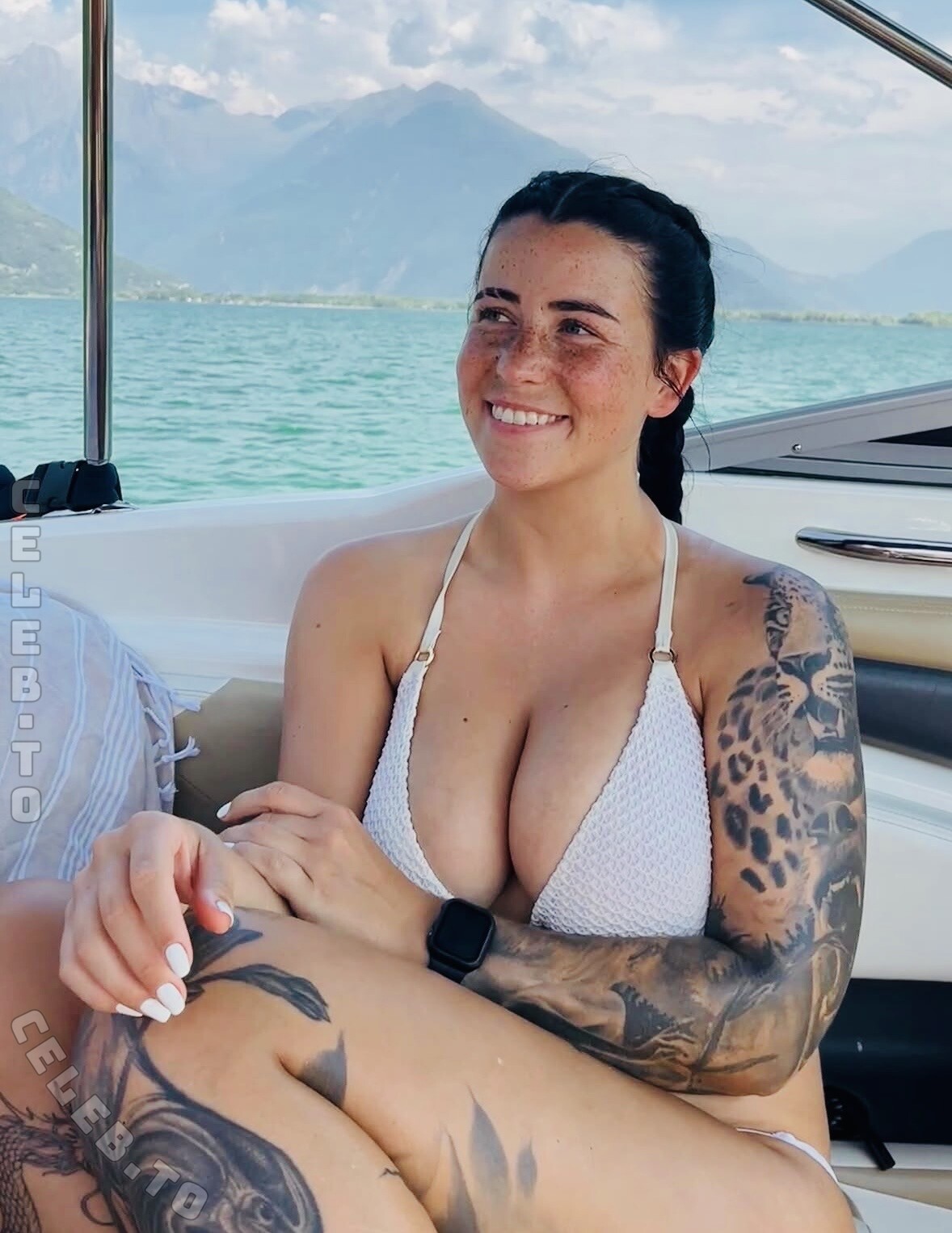 Sarah Katharina nude photo 3