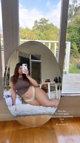 Sarah Mcdaniel nude photo 6
