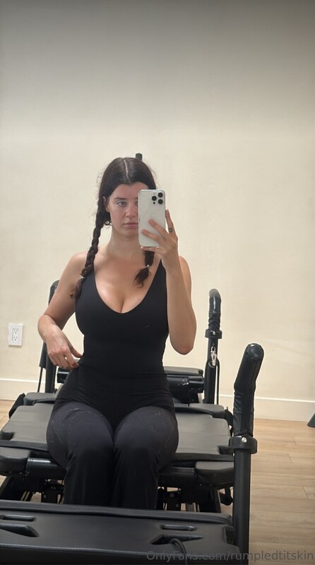 Sarah Mcdaniel nude photo 2