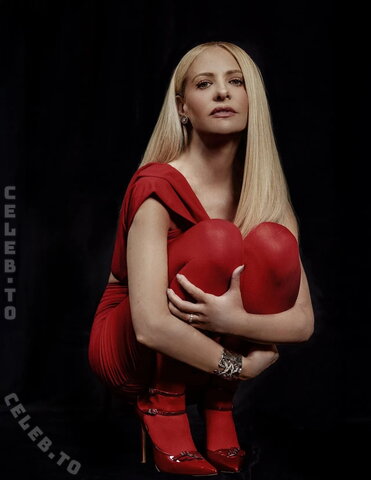 Sarah Michelle Gellar nude