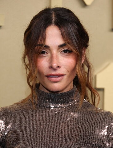 Sarah Shahi nude photo 3