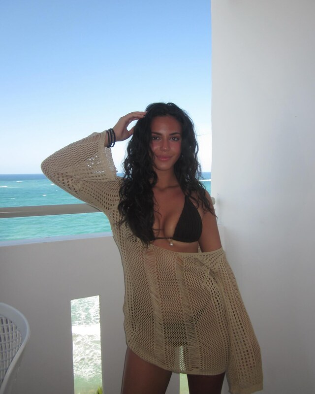 Sarah Tobon nude photo 23