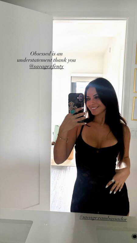 Sarah Tobon nude photo 40