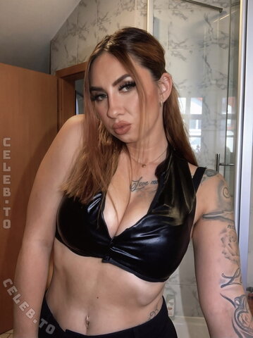 Sarah_amore nude photo 4