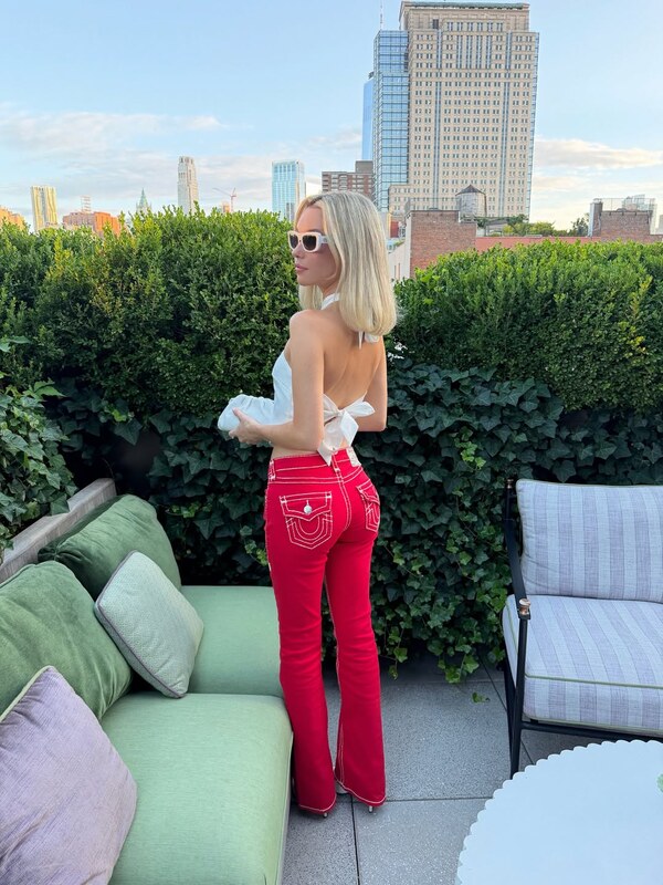 Sarahfuckingsnyder nude photo 22