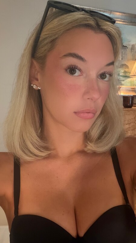 Sarahfuckingsnyder nude photo 26