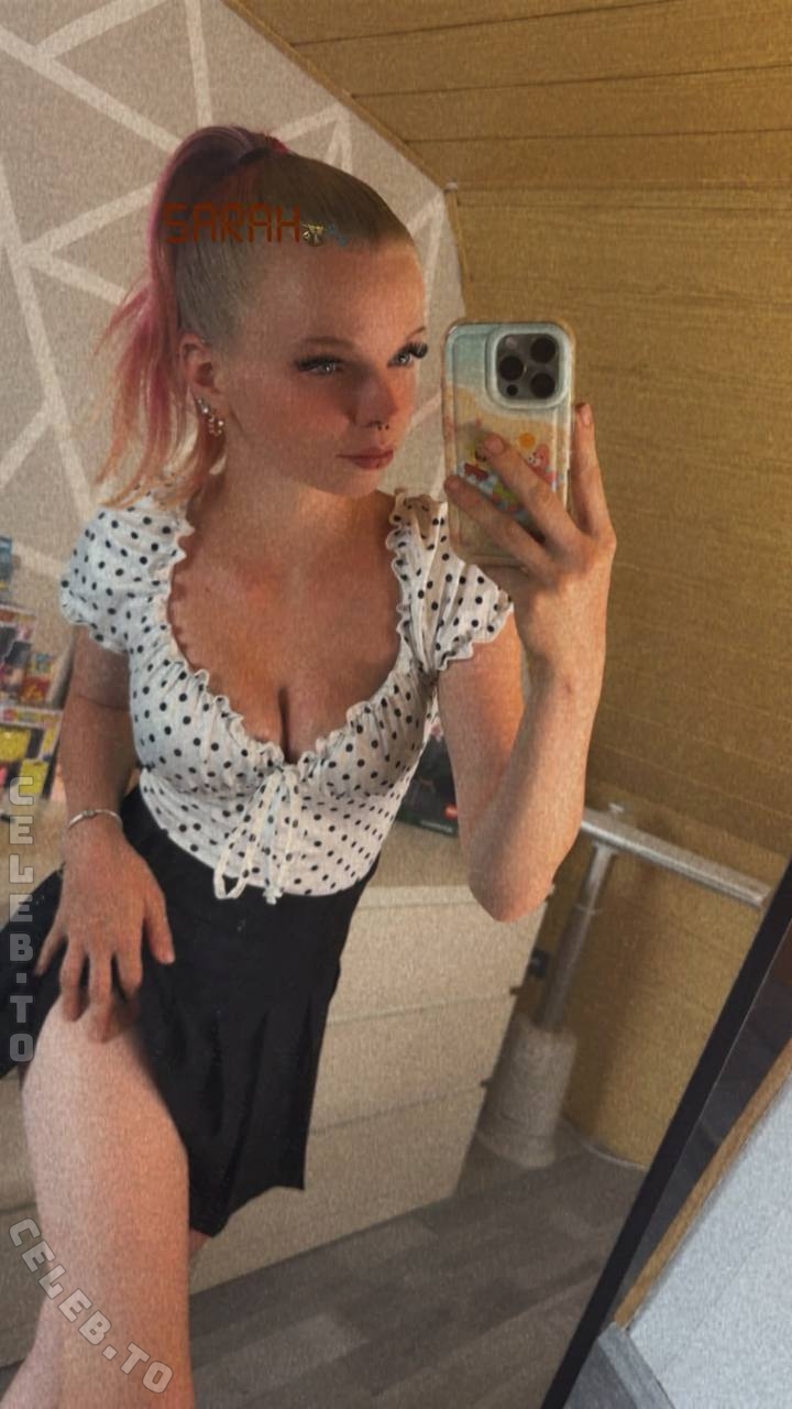 SarahNoir nude photo 2