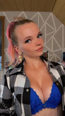 SarahNoir New (1 photo)