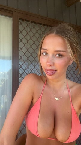 sarahsttanley Sexy (1 photo)