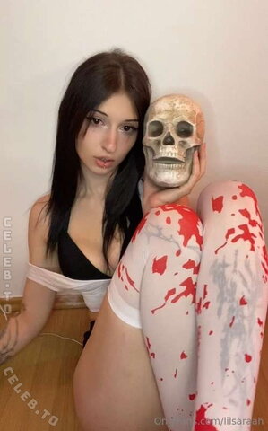 sarahthedomi nude photo 25