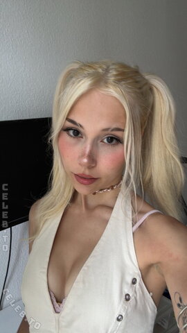 Sarahtoninx9_ nude photo 59