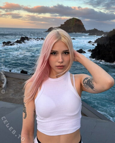 Sarahtoninx9_ nude photo 17