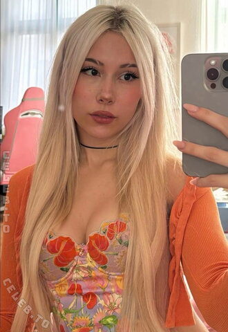 Sarahtoninx9_ nude photo 14