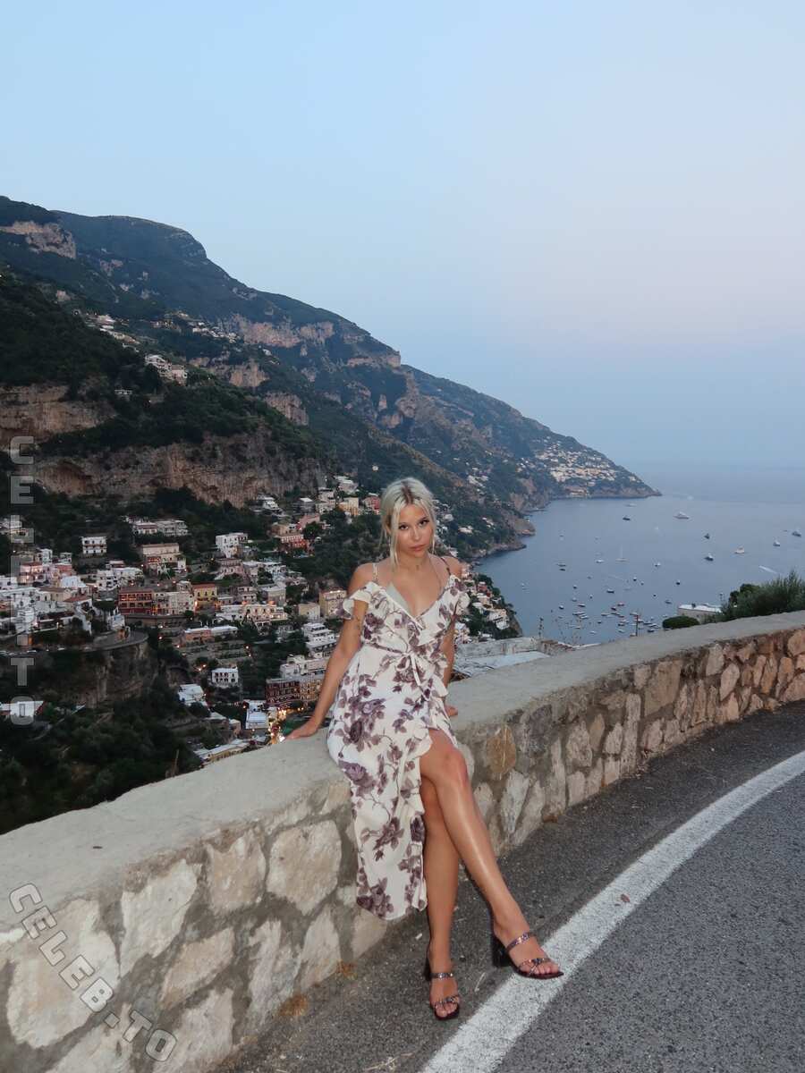Sarahtoninx9_ nude photo 11