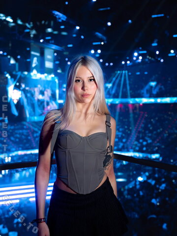 Sarahtoninx9_ nude photo 2