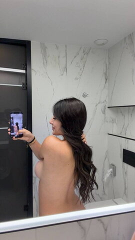 Saramar nude photo 1