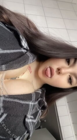 Sarii15.02 nude photo 24