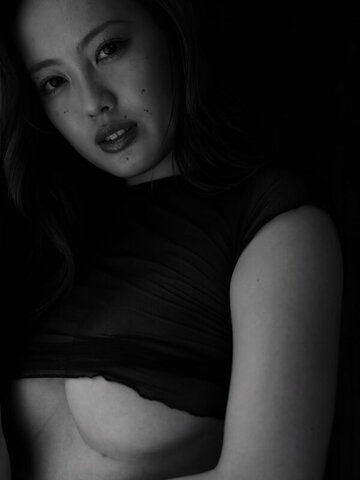 Sarina Kashiwagi nude photo 3