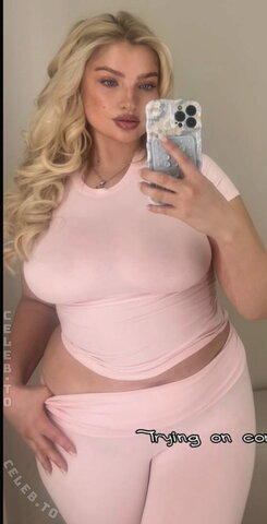 Sarina Nowak nude photo 32