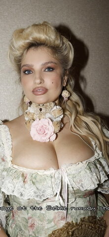 Sarina Nowak nude photo 36