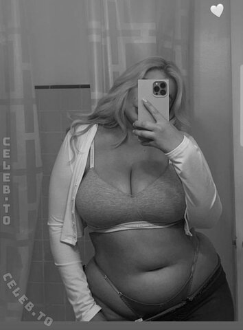 Sarina Nowak nude photo 30