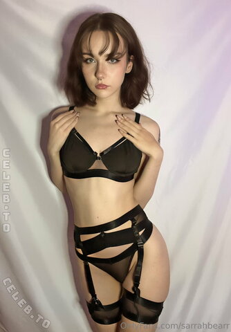 Sarrah Bear Sexy (5 photos)