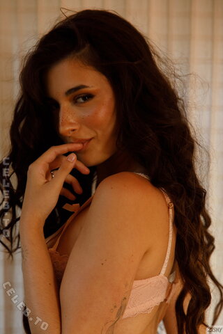 saryyc nude photo 78