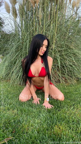 Sasha Rose photo 4