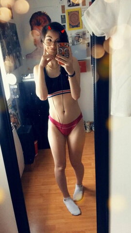 Sashaslut nude photo 3