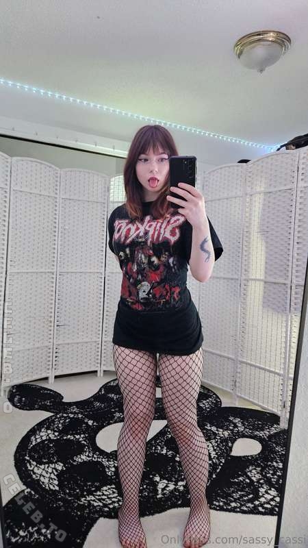 Sassy Cassie nude photo 10
