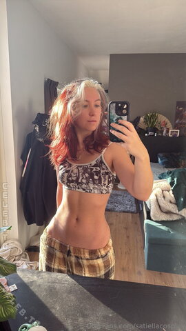 Satiella nude photo 25