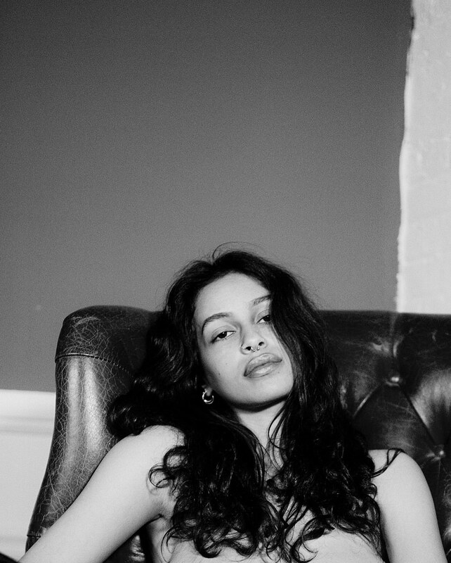 satya nunez nude photo 6