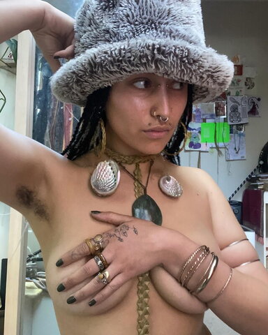 Savage.hine nude photo 13